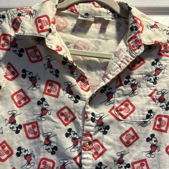Disney Parks Forever x Junk Food Mickey Button Down Shirt M - Picture 4 of 7